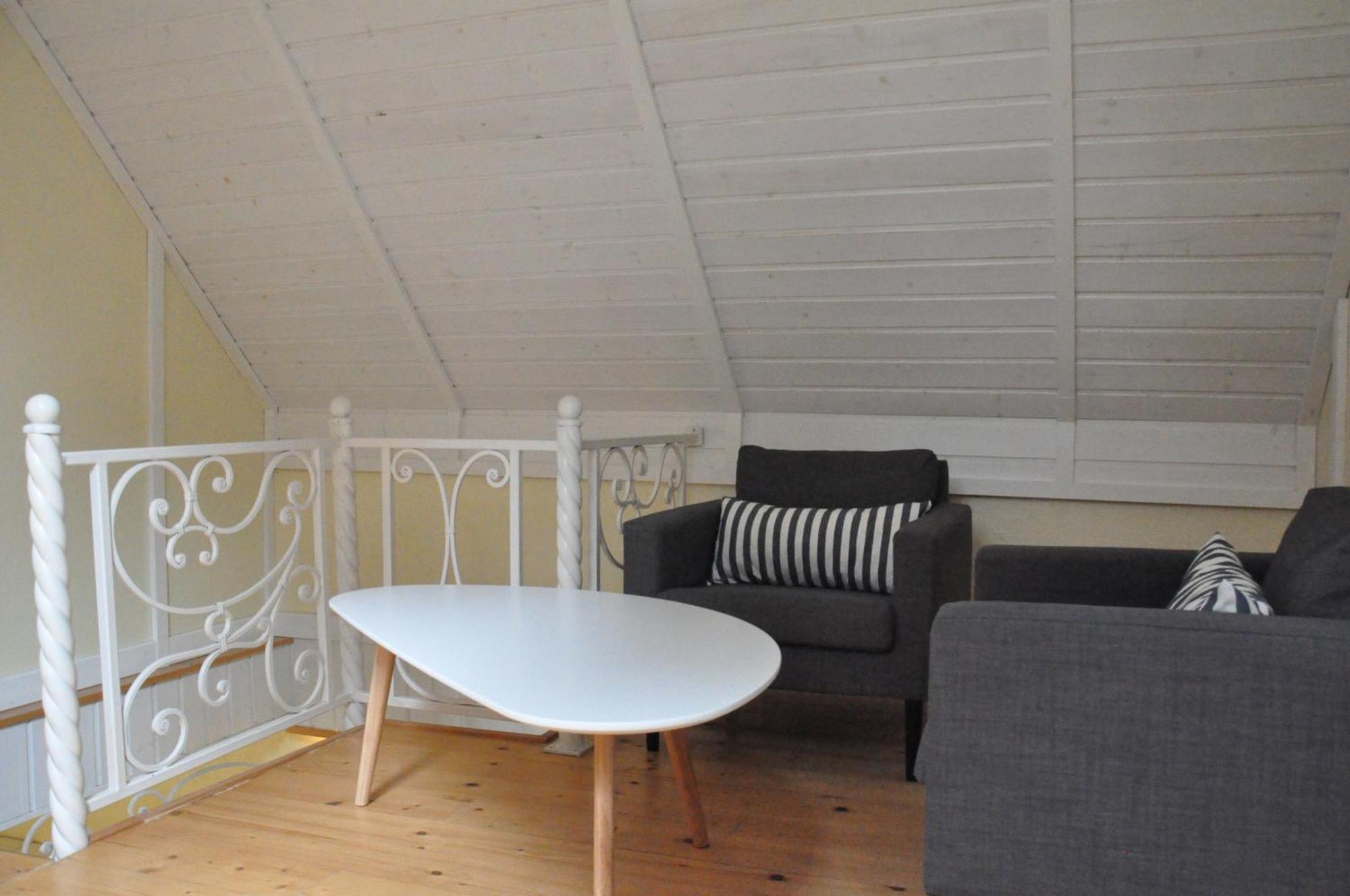 House Near To Schoenbrunn - Free Parking - 24-7 Check In - 8 Person Viena Exterior foto